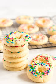 The mexican christmas season lasts a little over two months, and there's a lot to cover so let's get to it. Mexican Cookie Rings Amanda S Cookin