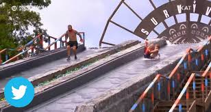 Το survivor έχει μπει για τα καλά στην καθημερινότητά μας, και υπάρχουν ήδη οι παίκτες στους διάσημους και τους. Survivor O Triantafyllos Perpathse Sto Nero Kai To Twitter Trela8hke Znews