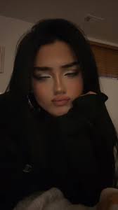 Darla Ely's Instagram, Twitter & Facebook