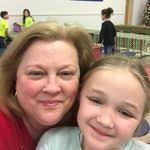 Wanda Hackett's Instagram, Twitter & Facebook