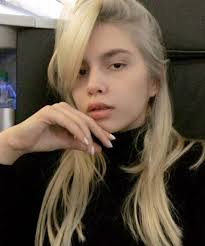 Aleyna Tilki Zeka Seviyem 140 Aleyna Tilki 18 Annem Ve Babam 4 Yasimdayken Zeka Seviyemi Olcturttu Ustun Zekali Ciktim 7 Yasimdayke Unluler Tilki Yuzler