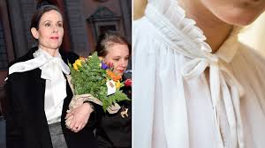 Nivin pauly, unni mukundan to team up for mikael. Flera Ministrar Tar Stallning For Sara Danius Med Knytblus Kulturnytt I P1 Sveriges Radio