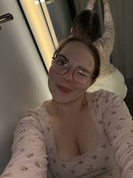 Diese Nachricht ist für dich ausgewählt Hey, du. Ich möchte nicht unsere  beiden Zeit verschwenden, also nur eine kurze Frage.. Können wir Freunde  sein?? Usa