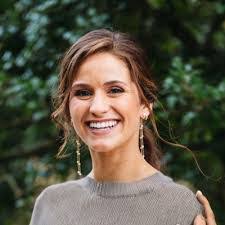 Erin Mcclintock's Instagram, Twitter & Facebook