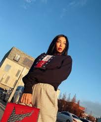 See more ideas about kpop rappers, kpop girls, jessie. Korean Hip Hop Star Jessi Reveals She Has A Crush On This Bts Star