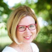 30+ "Petra Decker" profiles