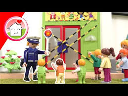 Hauser's family tree search ended with a name of a woman, her birth year and a line to a baby, hauser said. Playmobil Film Familie Hauser Anna Ist Verschwunden Video Fur Kind