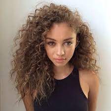 I Love Being A Biracial Woman But It Still Comes With Unique Challenges Curly Hair Styles Hair Styles Curly Hair Styles Naturally
