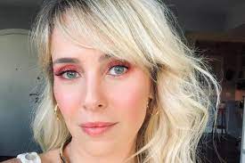 Fernanda nobre is an actress. Escalada Para Um Lugar Ao Sol Fernanda Nobre Abre O Jogo Sobre Relacionamento Aberto