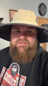 😍 This solar fan hat is amazing! Perfect for sunny days ⛱️ UPF 50+  protection with waterproof and breathable features!😂 It's a favorite for  fishing, running enthusiasts, and outdoor workers.