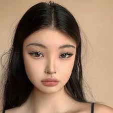 Do you know the meaning of an ankle bracelet? From ancient times to the  modern day, they carry cultural, spiritual, and personal meanings.