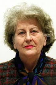 Schreiben über Krieg und Frieden: ein Buch zum „Female Peace  Palace“-Festival