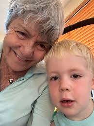 What a wonderful week in Oregon with my son's and their families. We went  hiking, swimming and shared quality time. 🙏