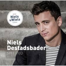 Met skwon meiske (niels & wiels) won hij op 13 augustus 2017 de radio 2 zomerhit. Niels Destadsbader Selectie Muziek Niels Destadsbader En Aanbevelingen Fnac Be