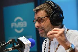 Le prénom, nom ou pseudo de la star débute par la ou les lettres de l'alphabet d, e. Eric Duhaime Quitte Le Fm93 La Presse