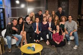 Sometimes the trading spaces designers seemed to commit themselves to a theme in a way that made the show more interesting to watch than if they were trying for something tasteful, but often. Trading Spaces Reunion Special See The Cast People Com