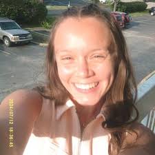 haley craven🌟🌵 (@hal_craven)