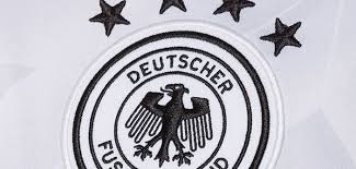 Zwei tage vor dem lã¤nderspiel gegen die usa prã¤sentierte manager oliver bierhoff das neue logo des weltmeisters. Dfb Deutschland Landerspiele 2021 Alle Spiele Termine Fooneo Fussball