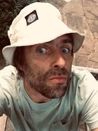 Liam Gallagher On Twitter Liam Gallagher Patterson Comedians
