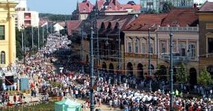 Blumenkarneval In Debrecen Vom 16 20 August Ungarn Tv Com Reisemagazin Aktuelle Nachrichten