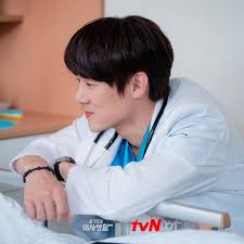 이뤄질 수 없는 마녀의 소망 77화 시즌2 완결. Hospital Playlist ìŠ¬ê¸°ë¡œìš´ ì˜ì‚¬ìƒí™œ Manila Tv Show Facebook