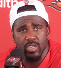 Extra Concern For Lavonte David Knee Injury