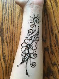 Black And White Henna Tattoo Designs 45 Henna Tattoo Designs For Girls To Try At Least Once Koees Blog Henna Tattoo Designs Tattoo Designs For Girls Simple Henna Tattoo