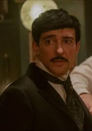 Guy Breaks Into An Abandoned Old Castle And Finds A Scene Stranger Than  Fiction