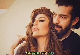 ويؤكد البعض ان زواجها من الممثل السعودي يعقوب الفرحان، كان العامل الذي دفعها للاقتناع بالإسلام ومن ثم اعتناقه. Ù„ÙŠÙ„Ù‰ Ø¥Ø³ÙƒÙ†Ø¯Ø± Ø¯ÙŠØ§Ù†ØªÙ‡Ø§ Ø²ÙˆØ¬Ù‡Ø§ Ø¹Ù…Ø±Ù‡Ø§ Ù…Ø¹Ù„ÙˆÙ…Ø§Øª Ø¹Ù†Ù‡Ø§ ÙˆØµÙˆØ±