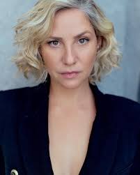 Escuchá DIAL en Spotify!✨ Hoy se estrenó Dial, una audioserie increíble. No  puedo estar más feliz y agradecida de ser parte de este hermoso proyecto  con un elenco soñado. Gracias especiales a #