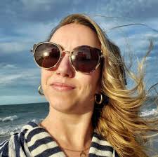 Looking good @drmadisongetsdressed • • • • • #bertha #womensempowerment  #lifestyle #glamour #flowers #watch #ihaveathingforpink #design #style  #jewelry #women #photography #styling #beauty #accessorize #inspiration  #instastyle #fashion #ootd ...