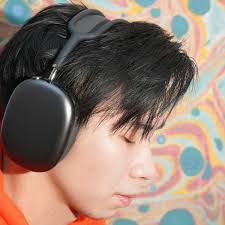 AirPods Max review: The biggest test yet for Apple loyalists