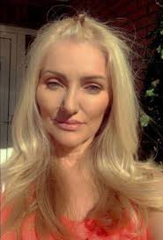 McKEE (née Rooney) Eileen