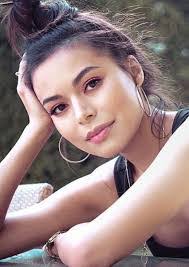 Madison Miranda's Instagram, Twitter & Facebook