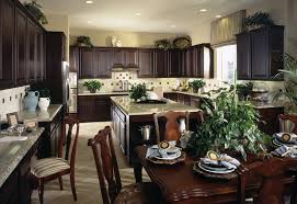 25 u shaped kitchen designs (pictures