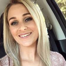 Alice Wren's Instagram, Twitter & Facebook