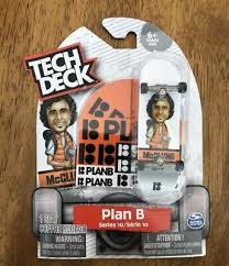 Pour les articles homonymes, voir plan b (homonymie). Tech Deck Plan B Scheckler Series 10 Fingerboard Skateboard Compton Rare New Action Spielfiguren Spielzeug