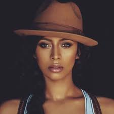 vicki hicks (@tori69)