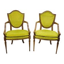 French Louis Xvi Directoire Style Shield Back Arm Chairs Fauteuil A Pair In 2020 Chair Armchair Decor