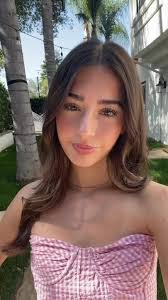 Tabitha Driscoll's Instagram, Twitter & Facebook