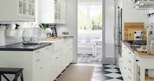 20 desain dapur terbuka di halaman belakang renovasi sumber : 10 Tip Wajib Untuk Renovate Dapur Ikut Bajet Tapi Tetap Cantik Part 1 Impiana