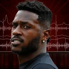 Antonio Brown's Snapchat Account Suspended Over Explicit Pic With Mom Of  Kids