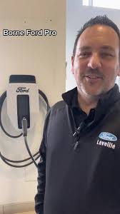 Borne Ford 80 Ampere avec la possibilite de reduire jusqu'a 12 amperes...