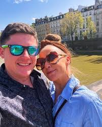 Linda Bretz's Instagram, Twitter & Facebook