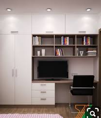 Rabochij Stol V Spalne Bolshe Otkrytyh Polok I Rabochego Prostranstva Stola Tv Budet Otsutst In 2020 Home Room Design Wardrobe Design Bedroom Bedroom Furniture Design
