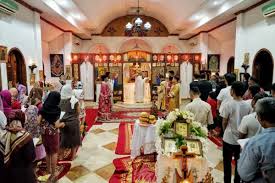 Rabu, 25 desember 2014 pk. Seratusan Penganut Kristen Ortodoks Rayakan Natal Di Sumber Solo