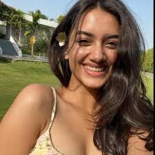 Autumn Pate's Instagram, Twitter & Facebook