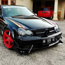 Pin By Eno Toti On Mercedes W203 Mercedes Clk 500 Mercedes Clk Mercedes C230