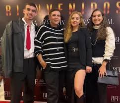 De Porto Esperidi&atilde;o para a passarela: quatro primos transformam mem&oacute;rias em moda