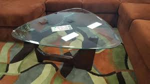 The section in the middle of the neck is yet to be carved out. Guitar Pick Shape Coffee Cocktail Table Glass Wood Great Price For Sale In Tempe Az 5miles Buy And Sell